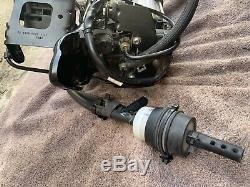 2011-2019 Jeep Grand Cherokee Suspension Air Compressor OEM